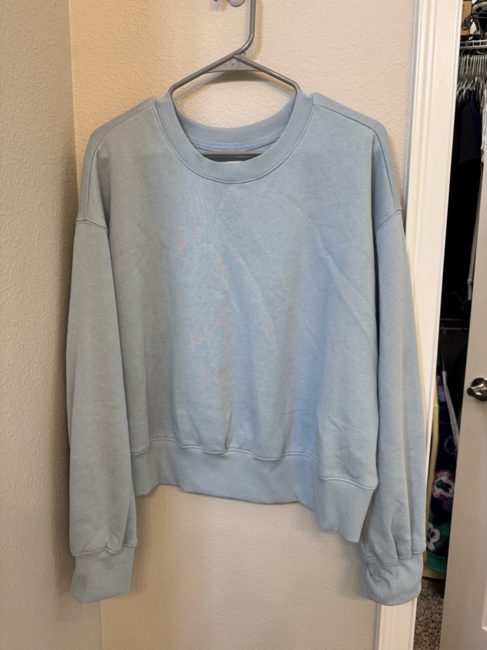 Old Navy Light Blue Women's Crew Sweatshirt